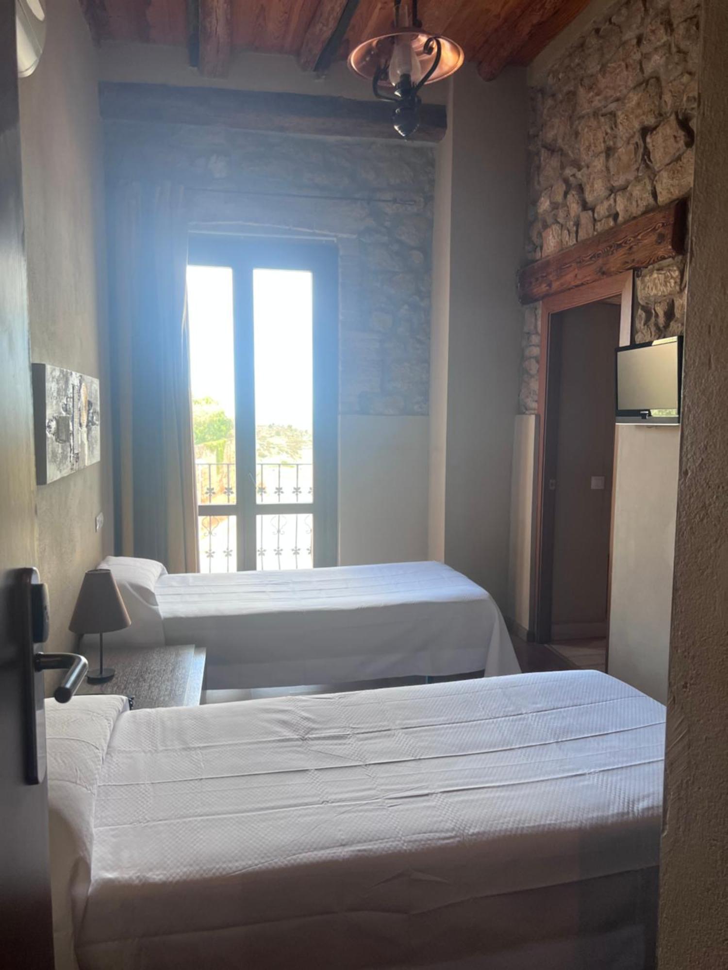 La Garbinada Hotel Torrebeses ภายนอก รูปภาพ