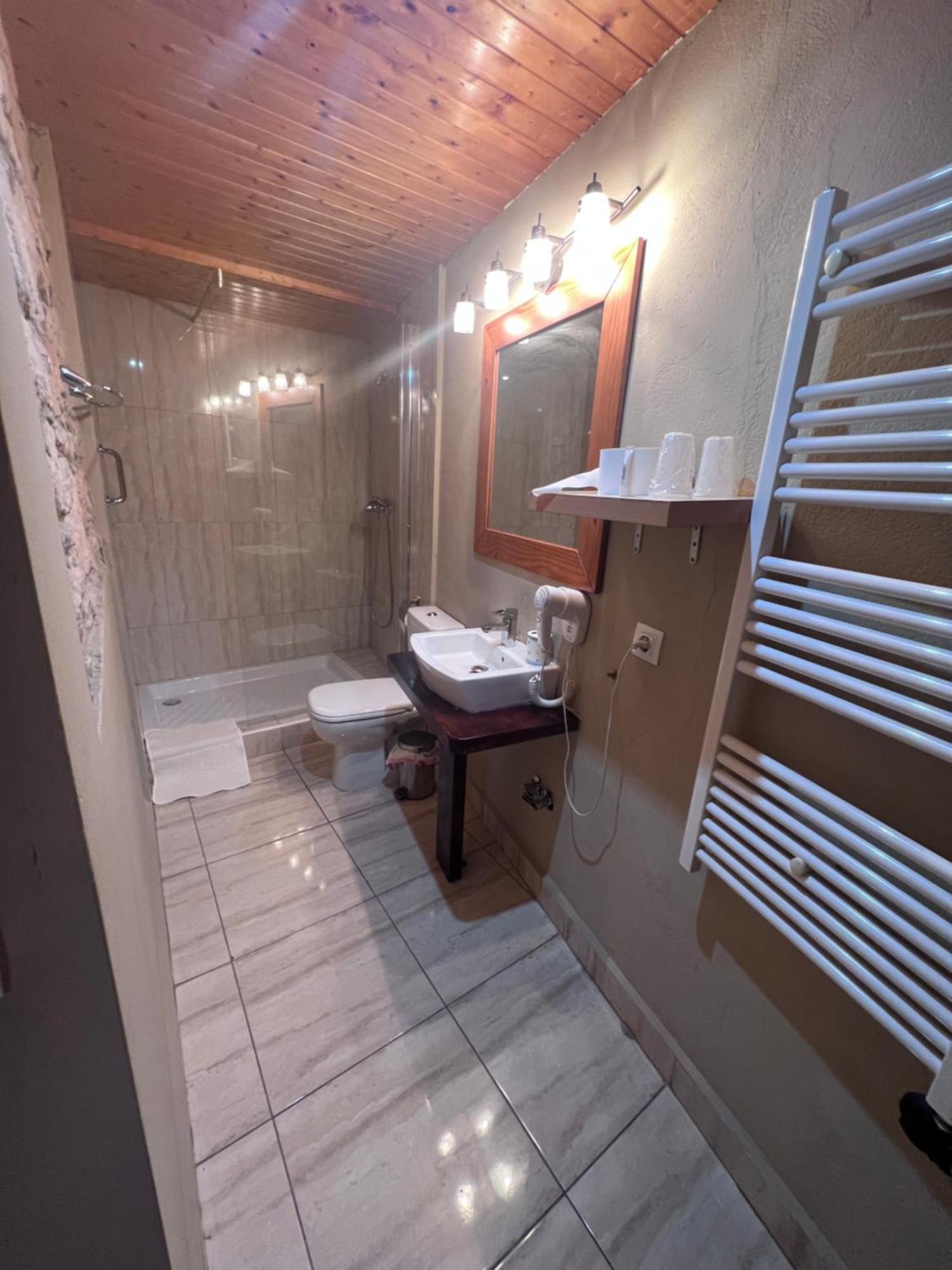 La Garbinada Hotel Torrebeses ภายนอก รูปภาพ