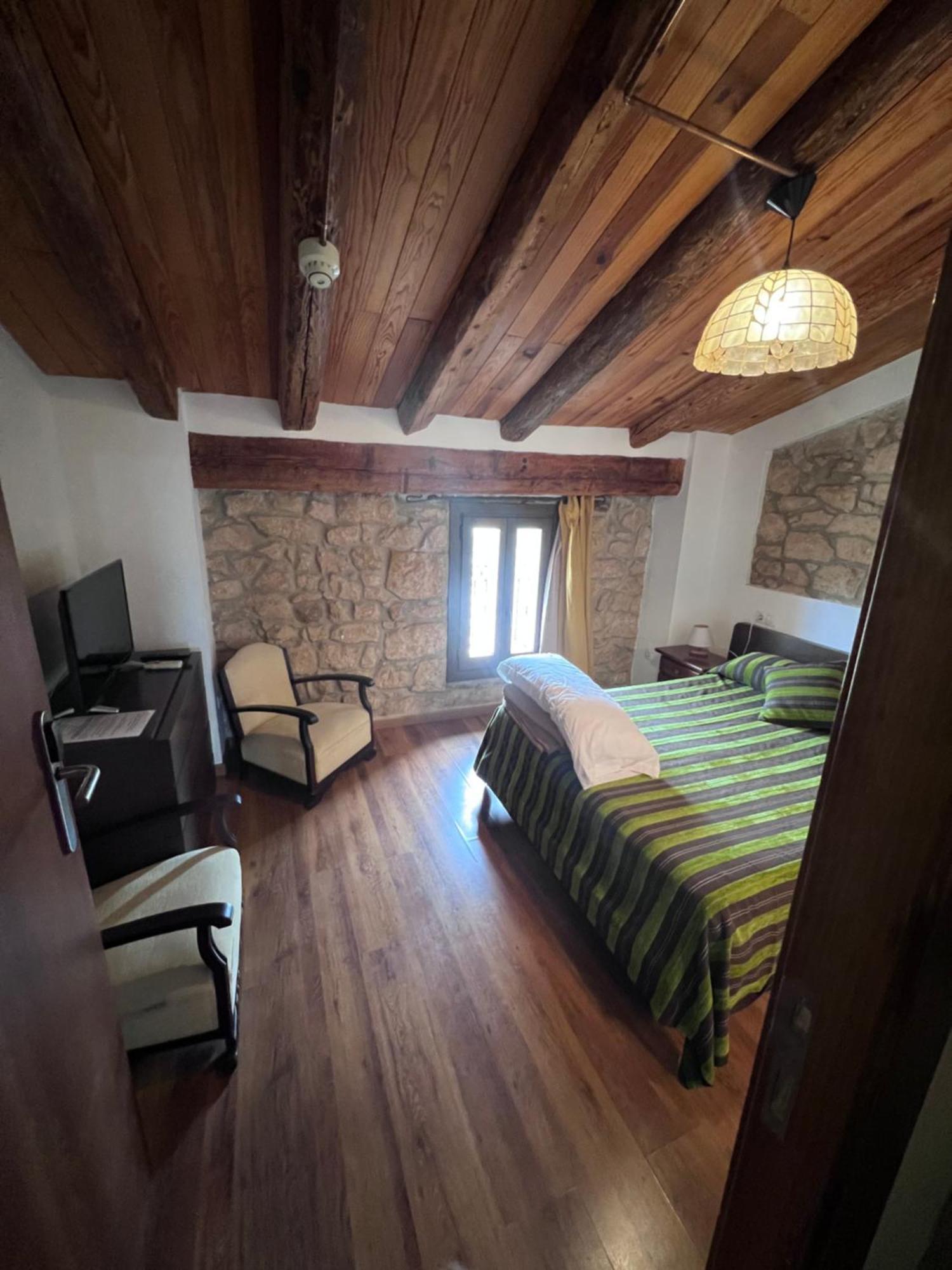 La Garbinada Hotel Torrebeses ภายนอก รูปภาพ